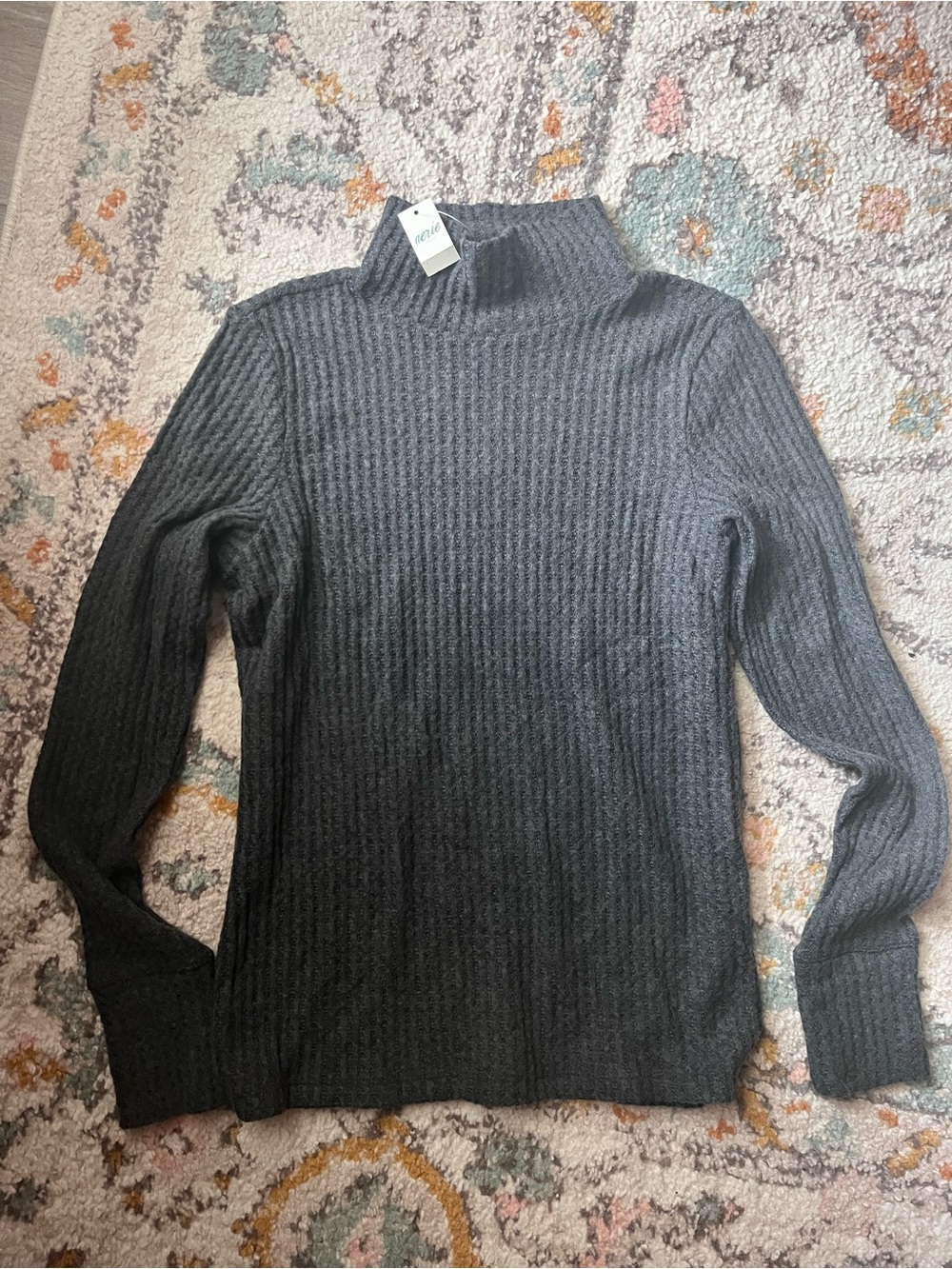 Aerie waffle Mock Neck long sleeve size M NWT